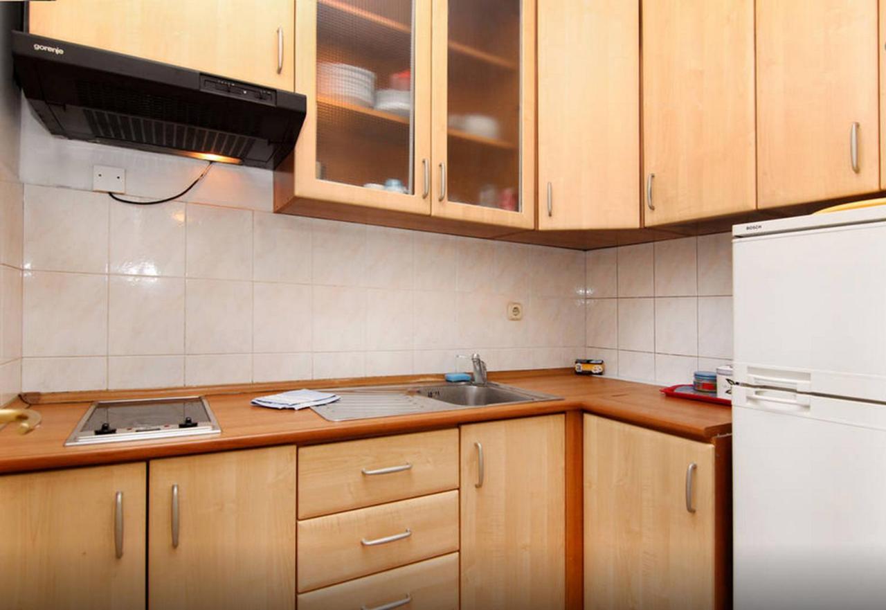 Apartment Kvaternikova - Pool, Grill, 4 Bedrooms, 3 Bathrooms Split