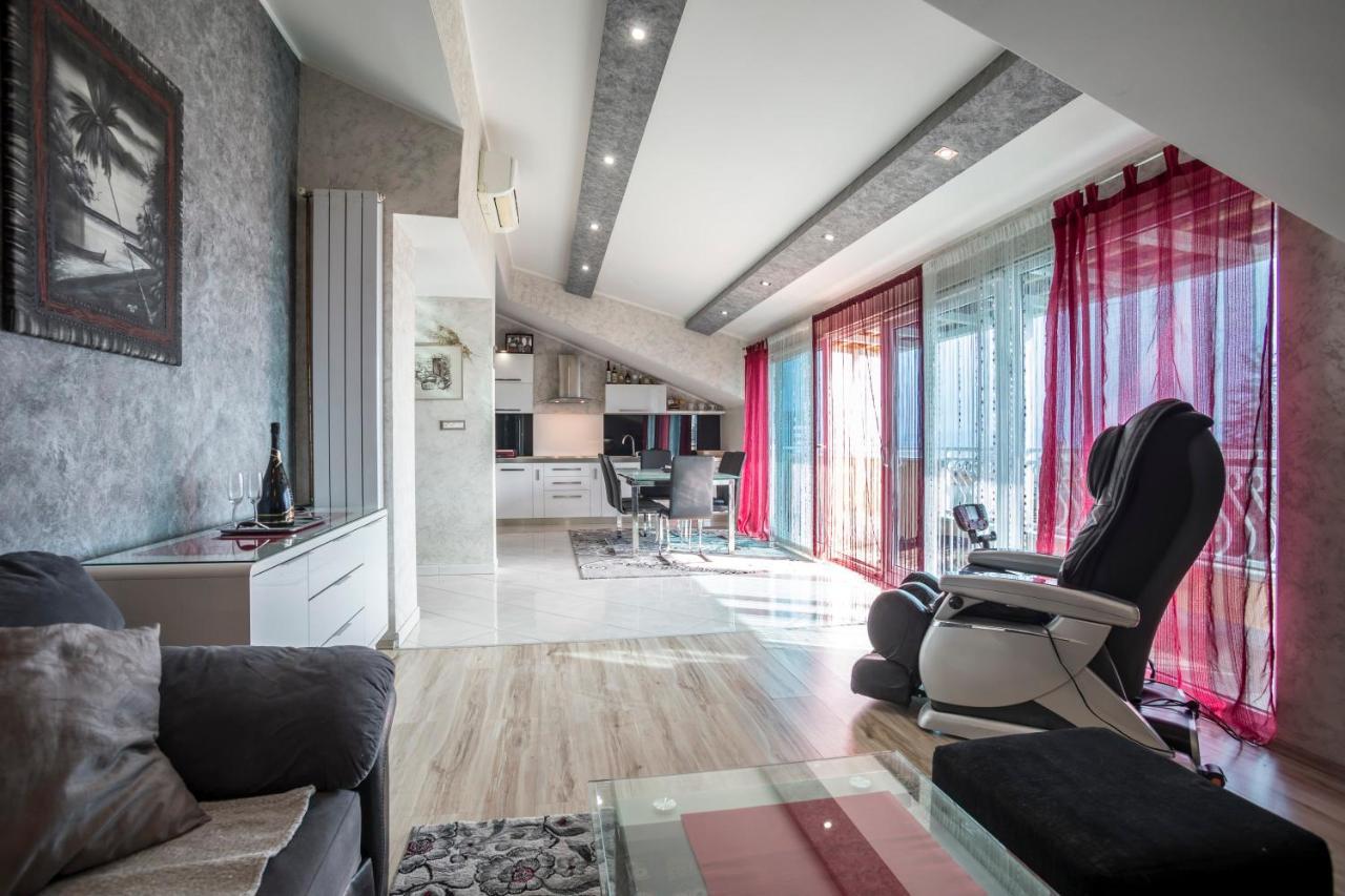 Luxury Spacious Near Znjan W Sea View