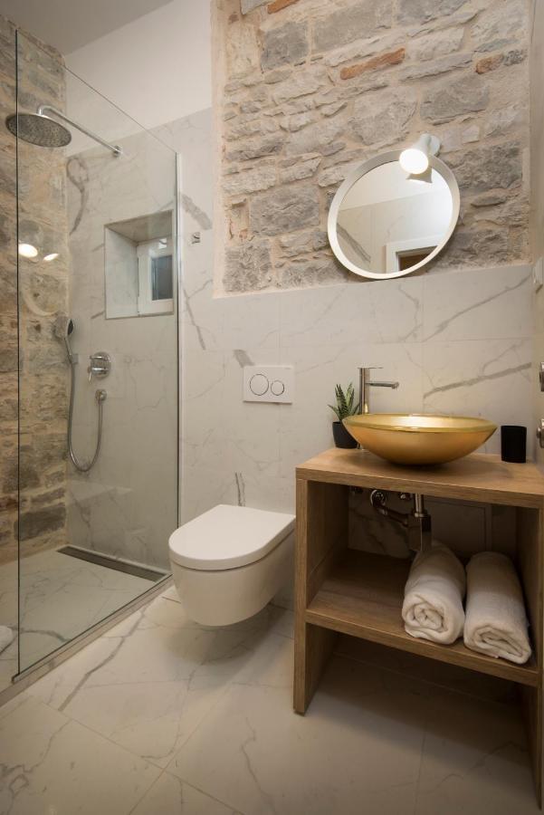 Apartment Emarkoni Split
