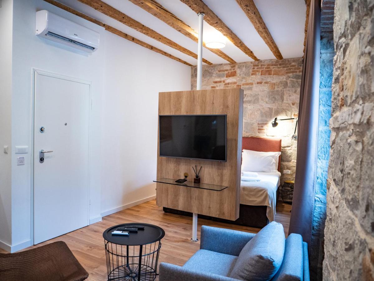 Emarkoni Apartment *