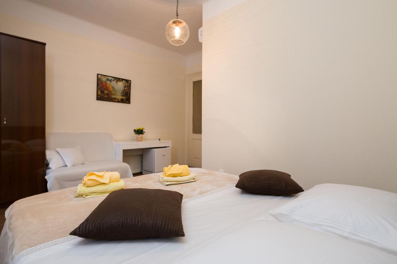Riva Guest house