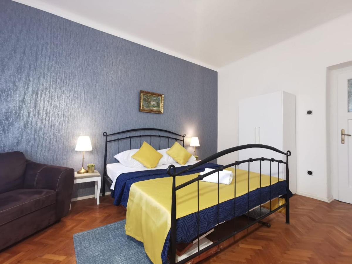 Bacvice In Apartment Split