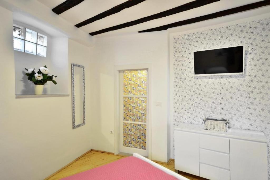 Apartamento Marigold Stone House