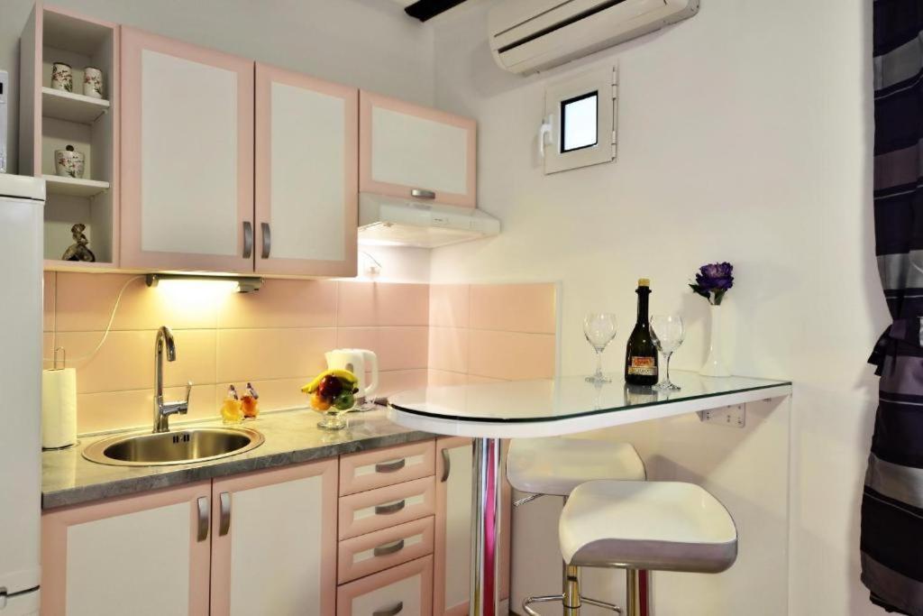 Marigold Stone House Apartamento