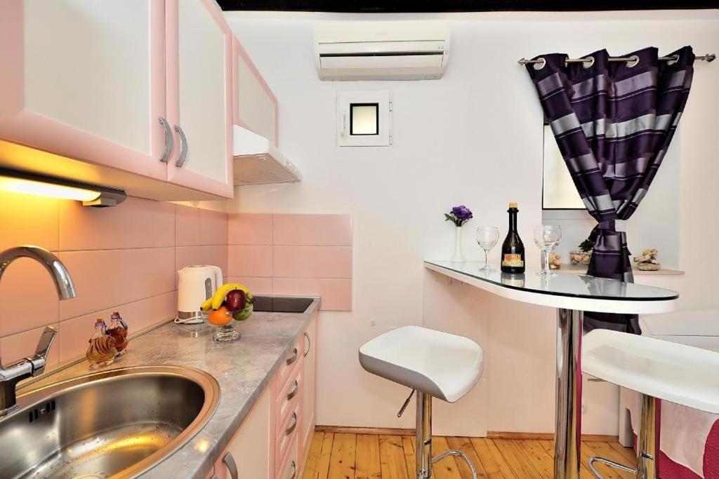 Apartamento Marigold Stone House *