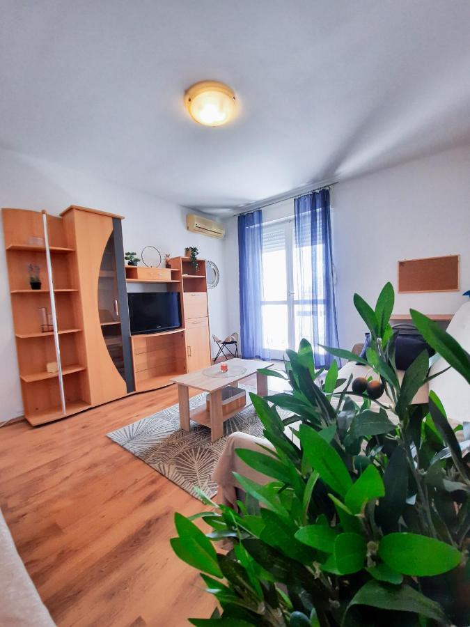 Lola Apartamento Split