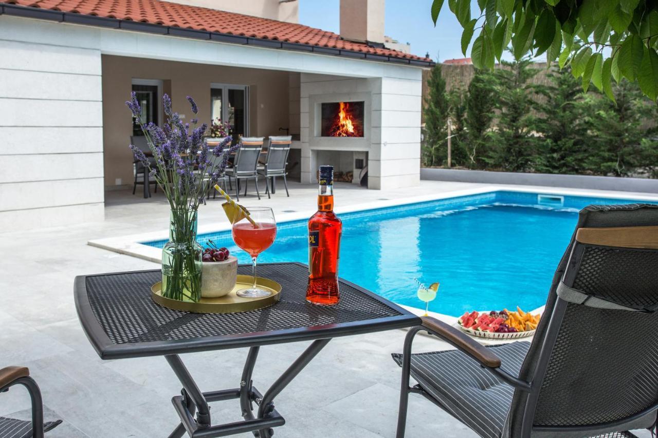 Fig Villa *