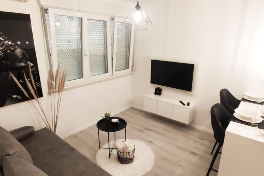 New! Apartment, View From Above *