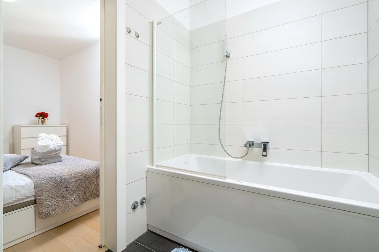 Luxury Bella Vista Holidays @ Kasuni Beach Apartman Split
