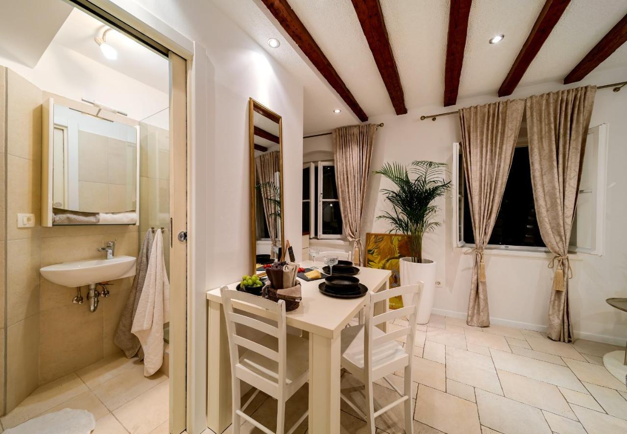 Apartamento Charming Old Town Pjaca