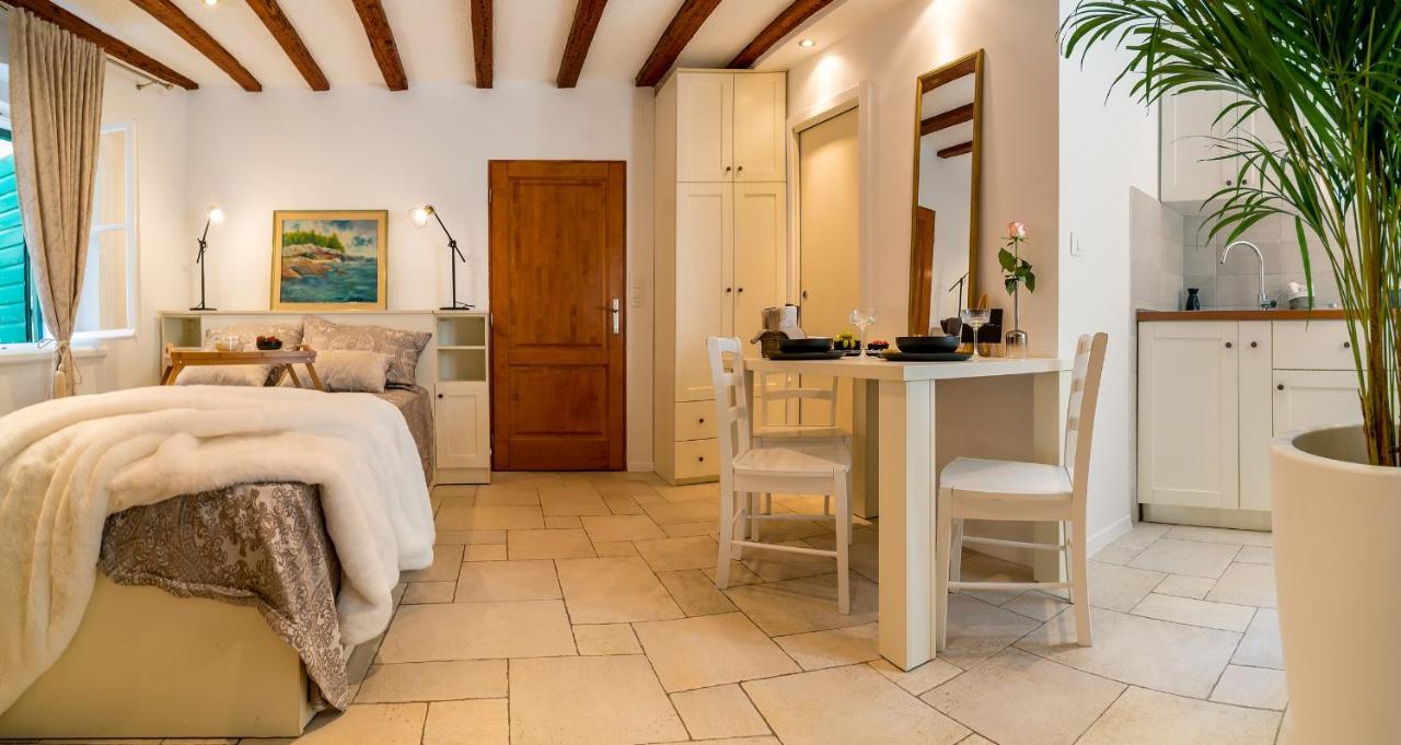 Apartamento Charming Old Town Pjaca *