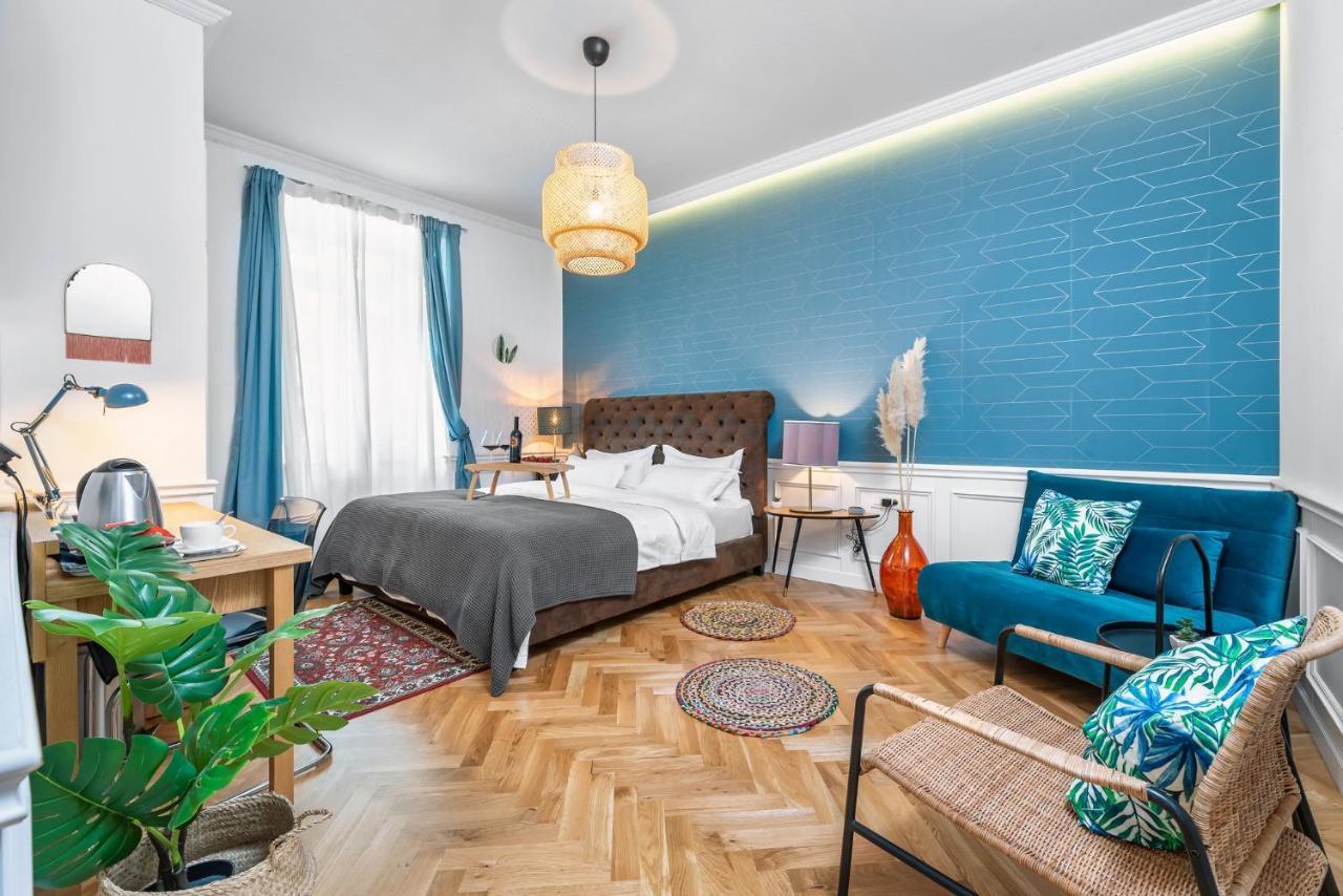 Evala Luxury With Pool And Garden 4* Split