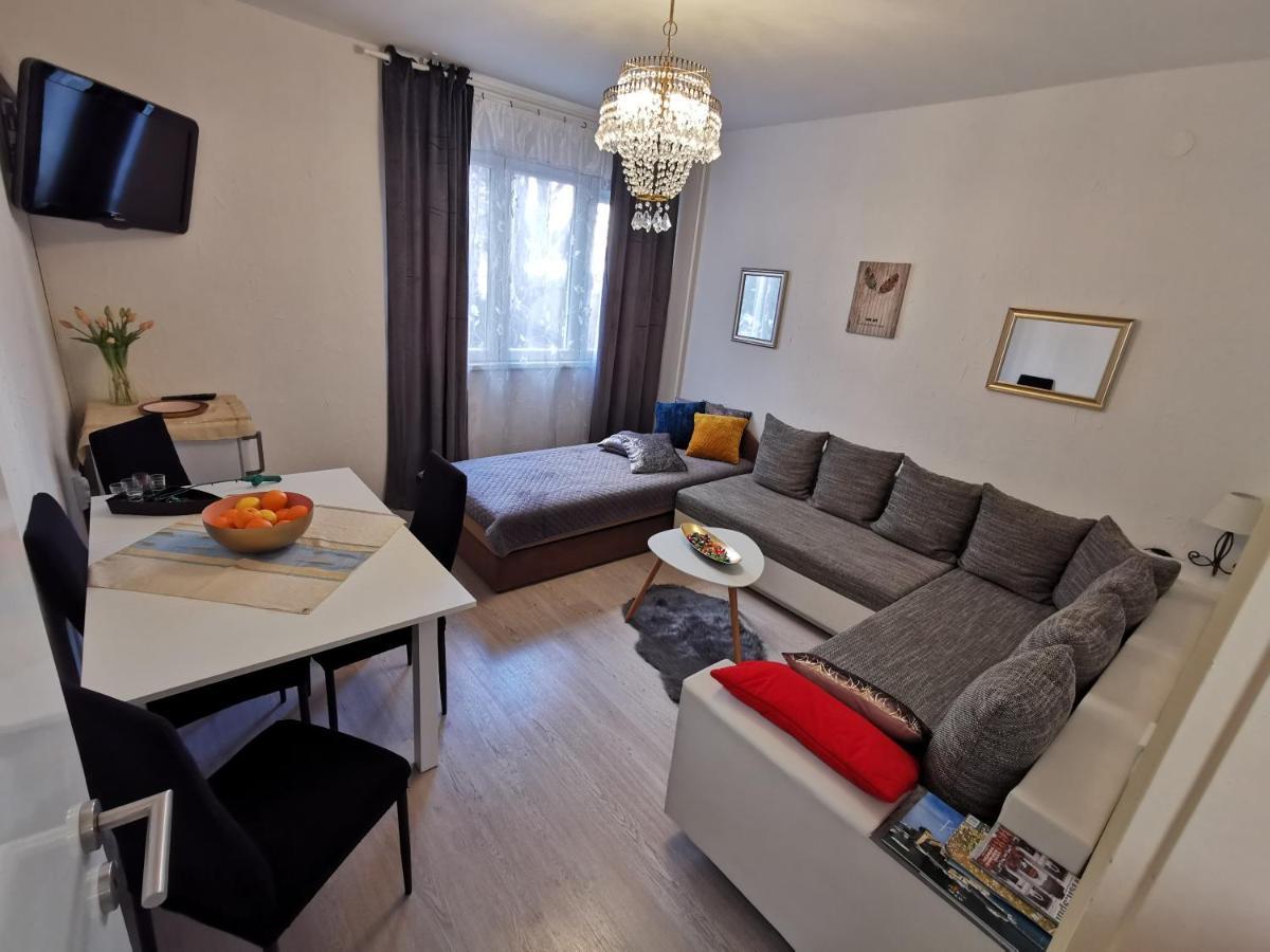 Suzana 1br * Split