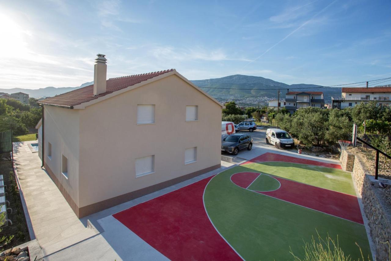 Fig Villa *