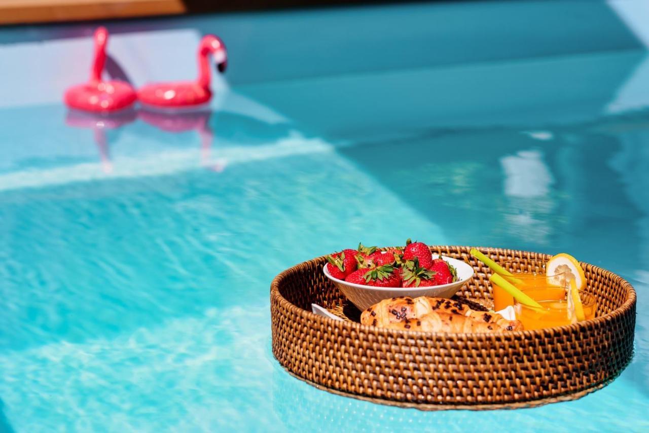 Evala Luxury With Pool And Garden Split