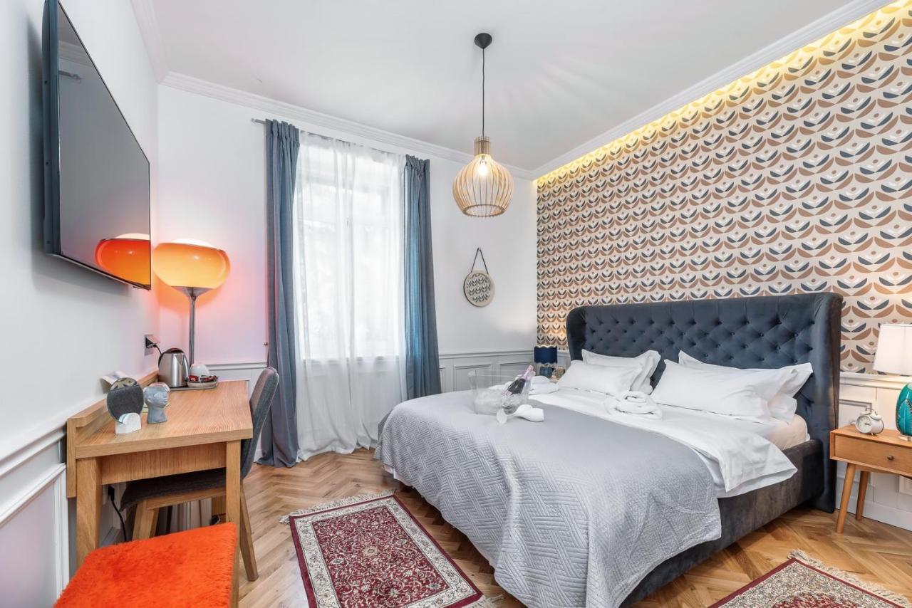 Bed & Breakfast Evala Luxury With Pool And Garden