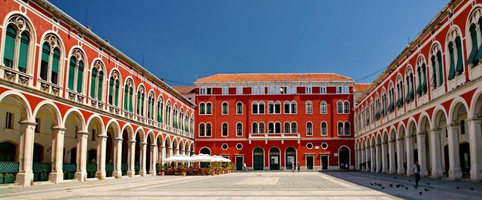 Luxury In Ancient City *
