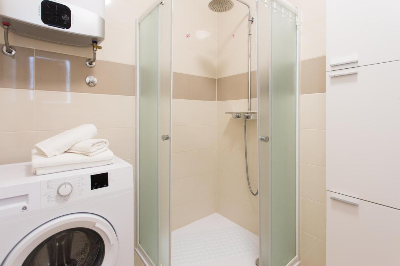 Iris Private Parking Apartment *