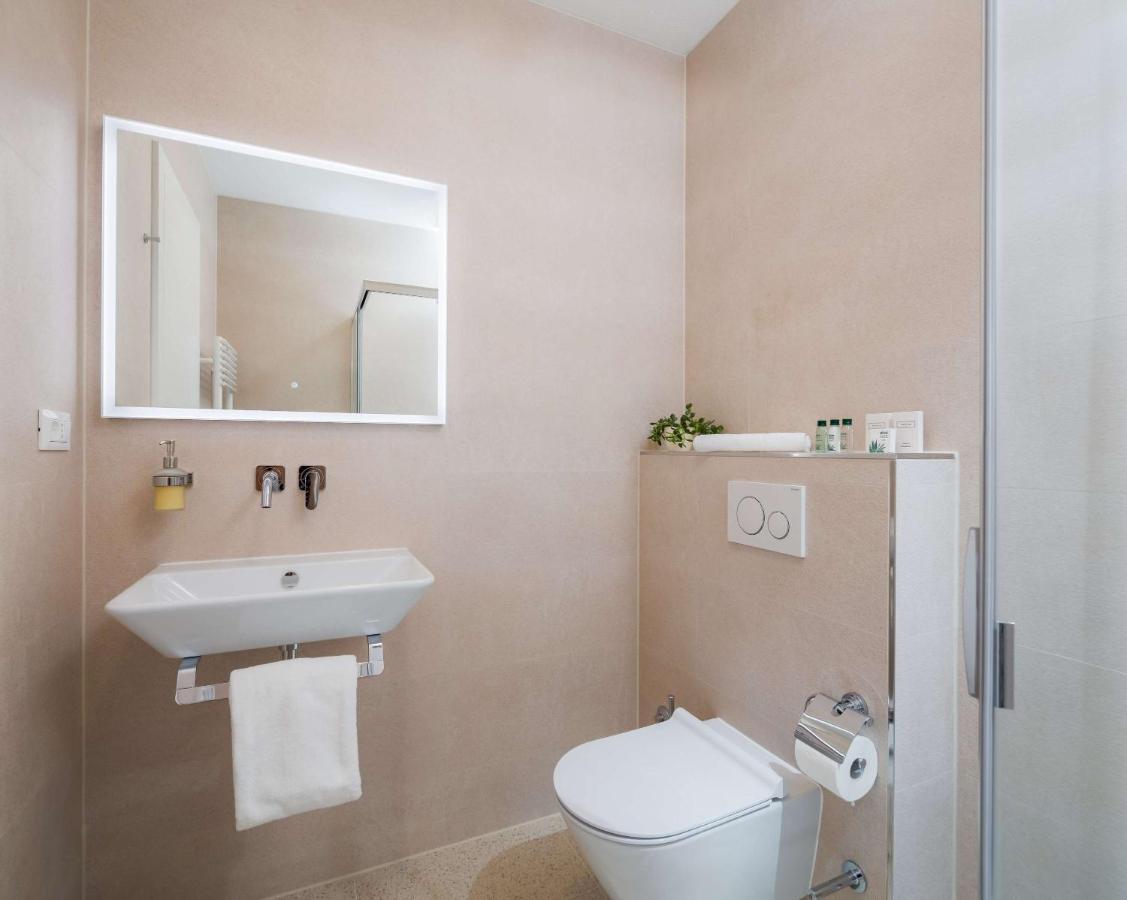 Mediterra 4*