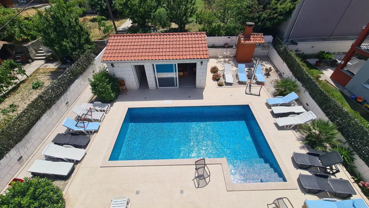 Maestral Apartamento *