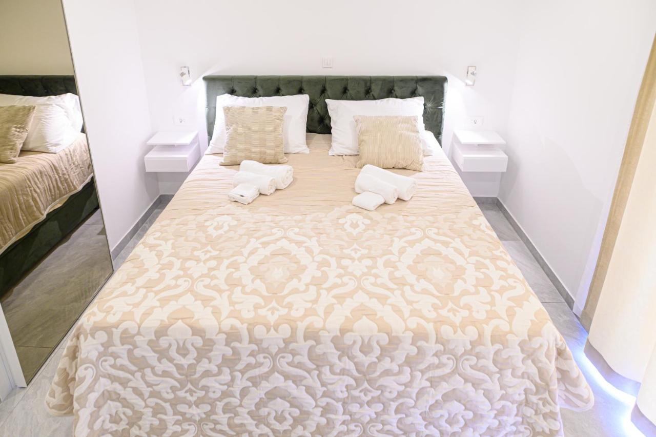 Luxury And Gold Guest house