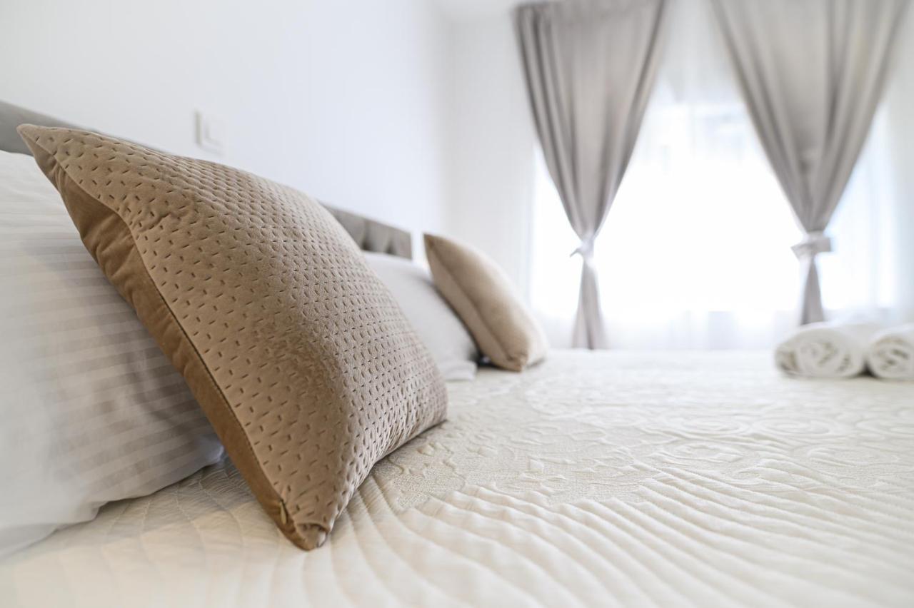 Luxury And Gold Guest house