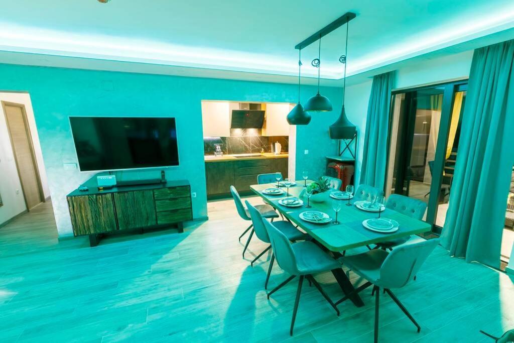 Luxury Stocia With Swimming Pool, Sauna And Jacuzzi In A Peaceful Location In Casa de férias