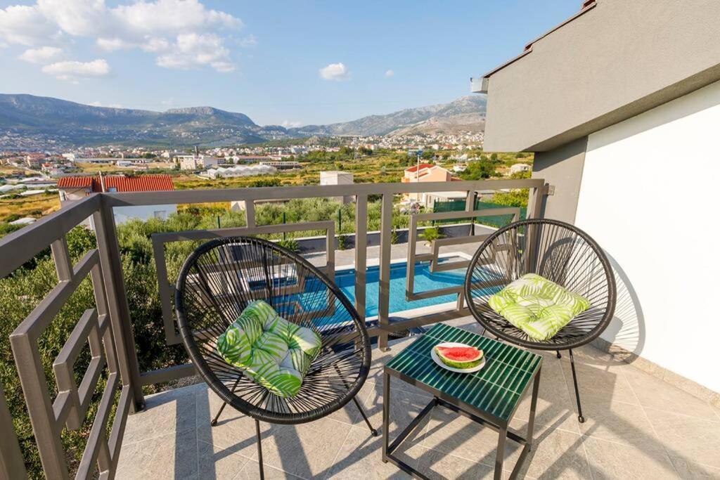 Luxury Stocia With Swimming Pool, Sauna And Jacuzzi In A Peaceful Location In Split