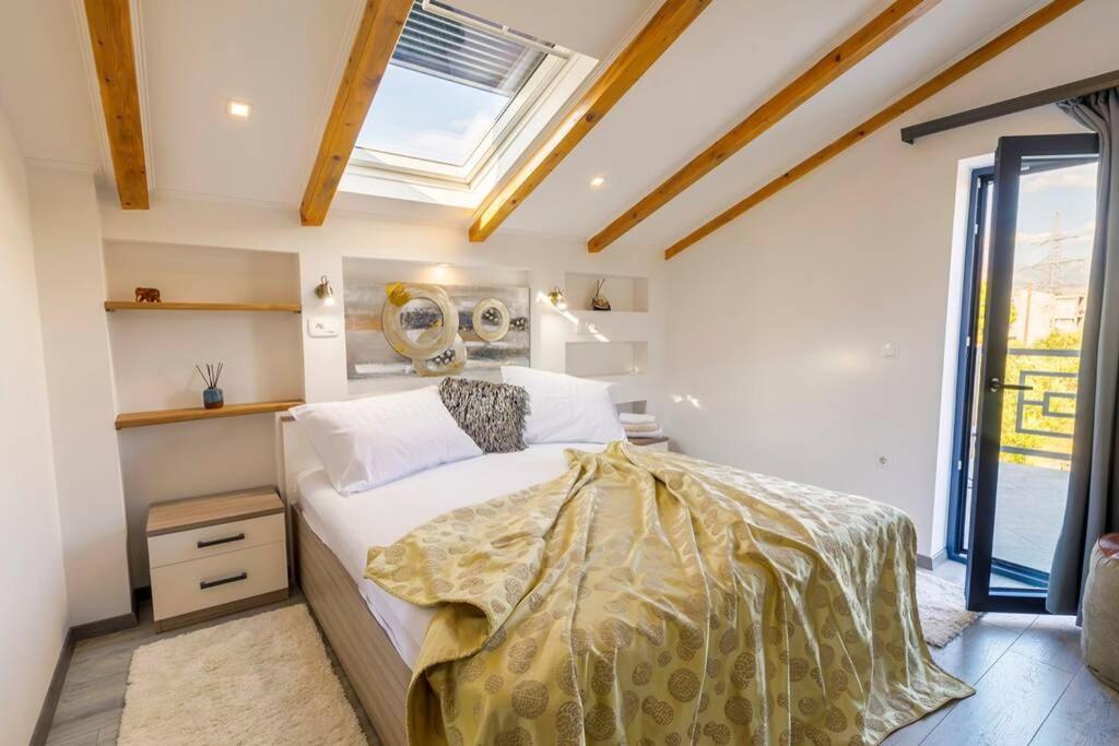 Luxury Stocia With Swimming Pool, Sauna And Jacuzzi In A Peaceful Location In