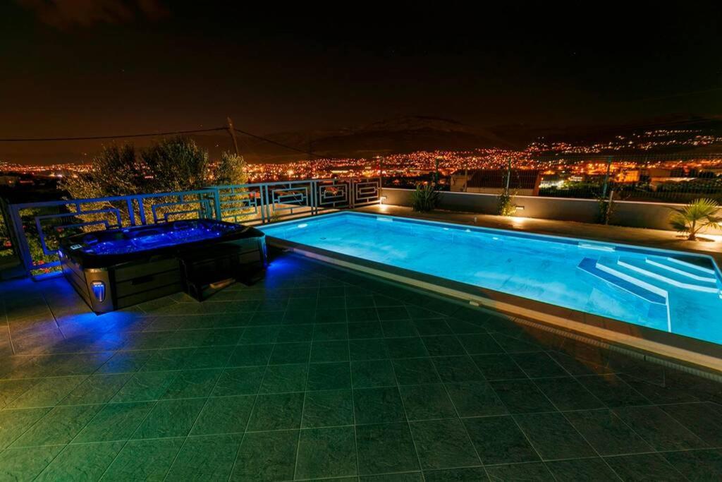 Luxury Stocia With Swimming Pool, Sauna And Jacuzzi In A Peaceful Location In * Split