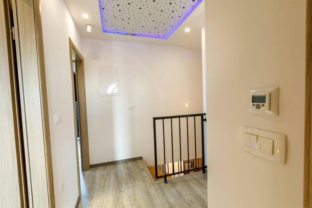 Luxury Stocia With Swimming Pool, Sauna And Jacuzzi In A Peaceful Location In
