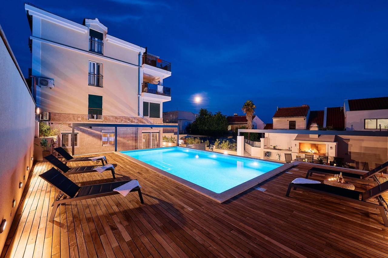 Sun Hills Apartment *