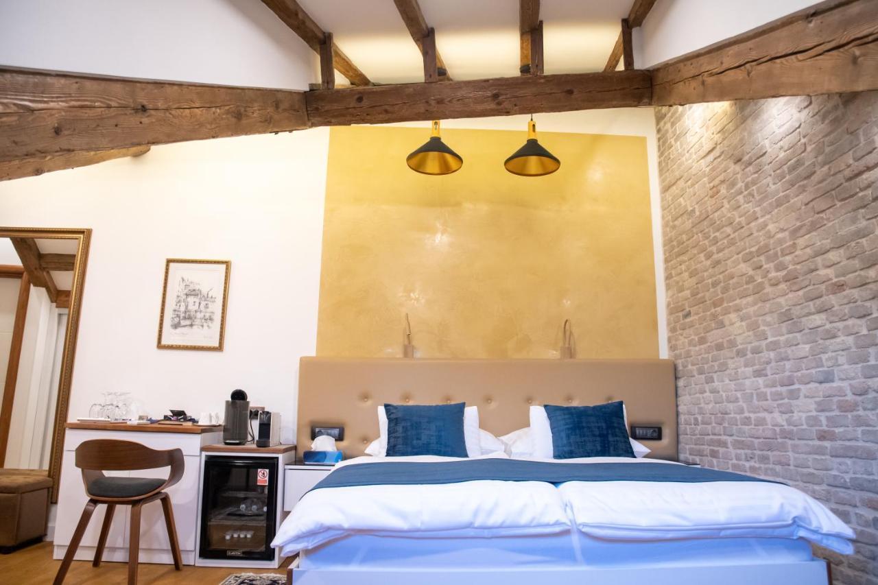 Oblivion Luxury krevet i doručak Split