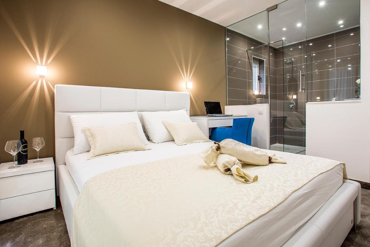 Apartment Holiday &