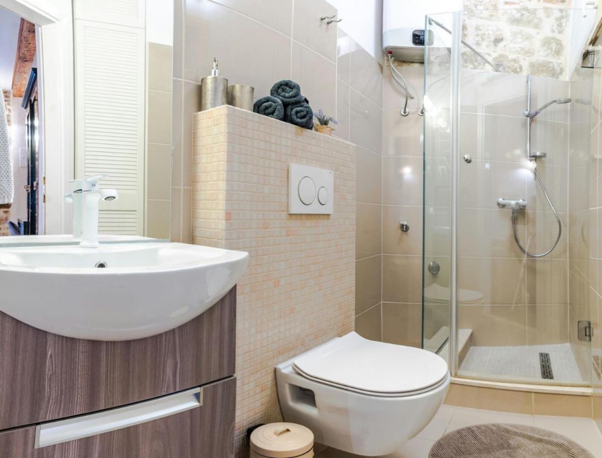 Centrum Topaz Apartment Split