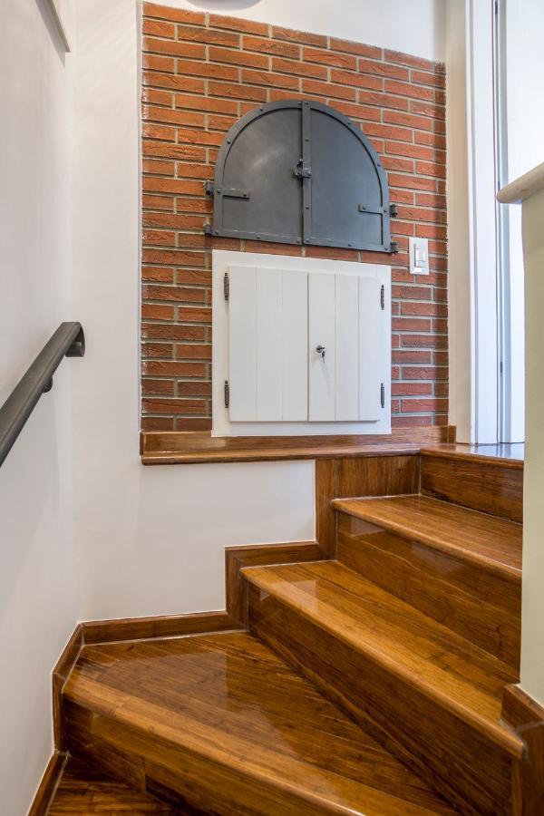 Tomadi Apartment