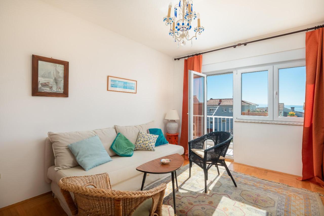 Fabula - W Balcony 4 Min Walk To Apartamento