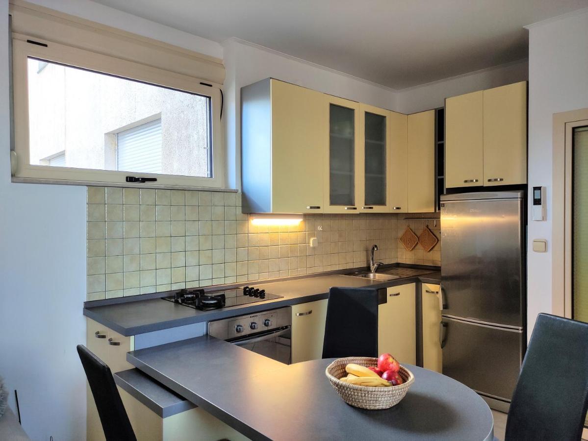 Apartment Campanello *