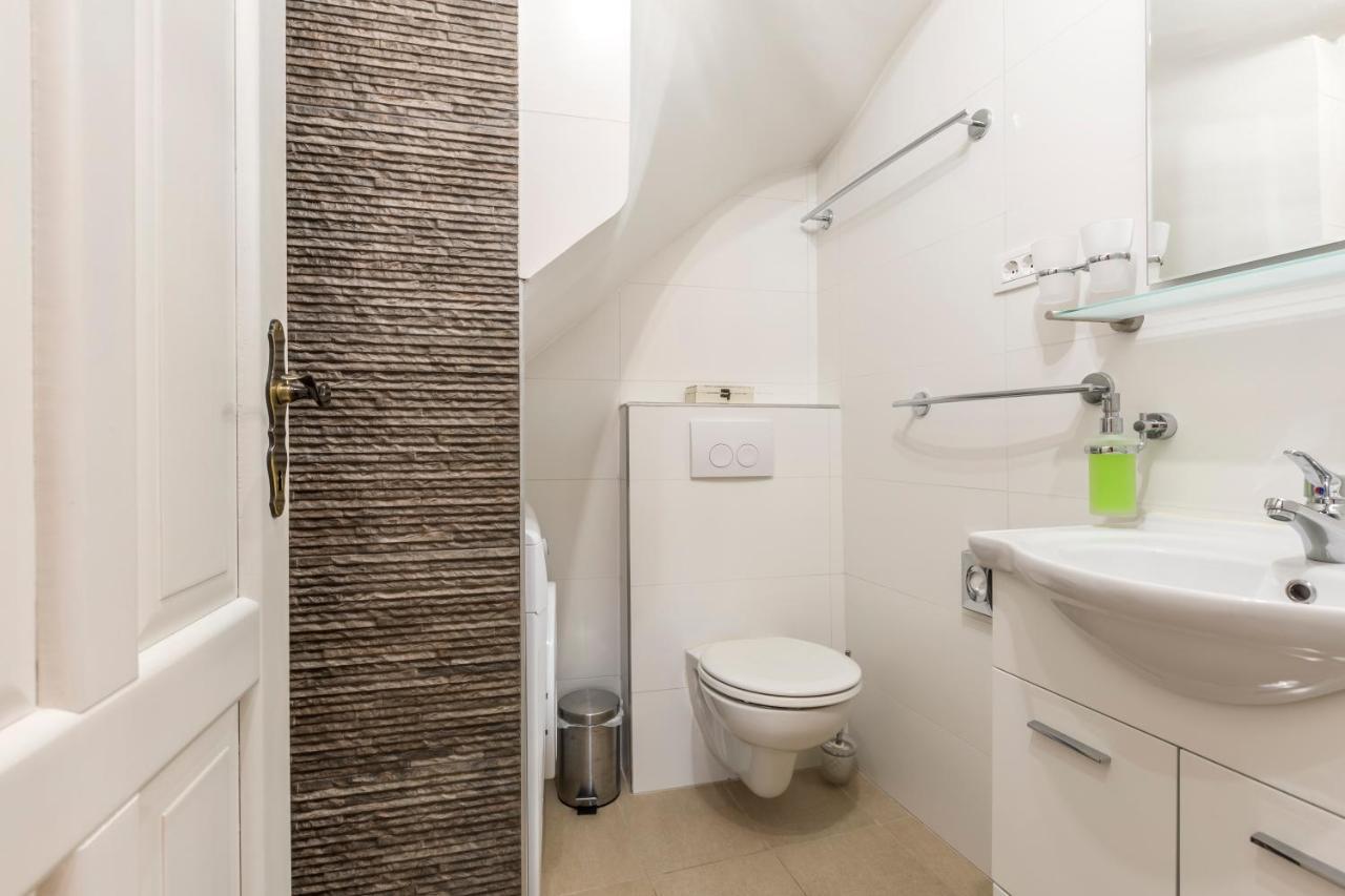 Tomadi Apartment *