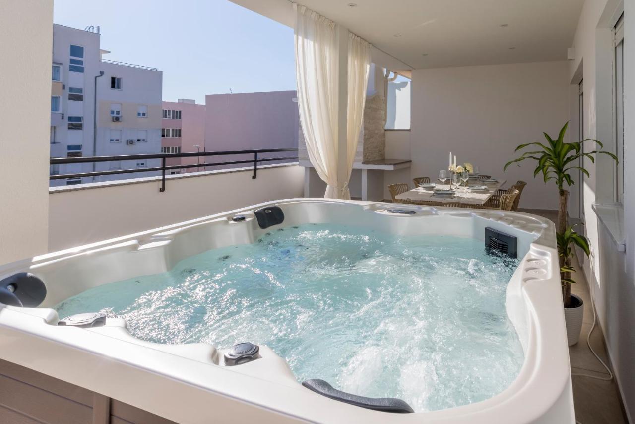 Apartment Luxury Rooftop Zalato