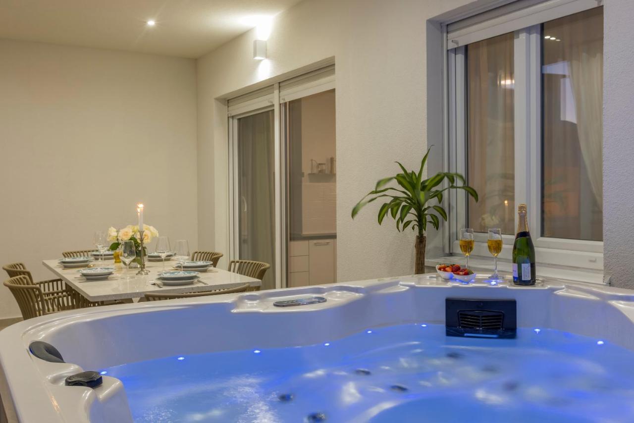 Apartment Luxury Rooftop Zalato