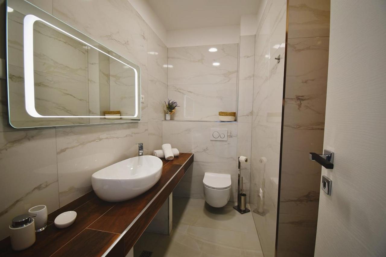Carmen - Luxury 2-bedroom - Downtown Split