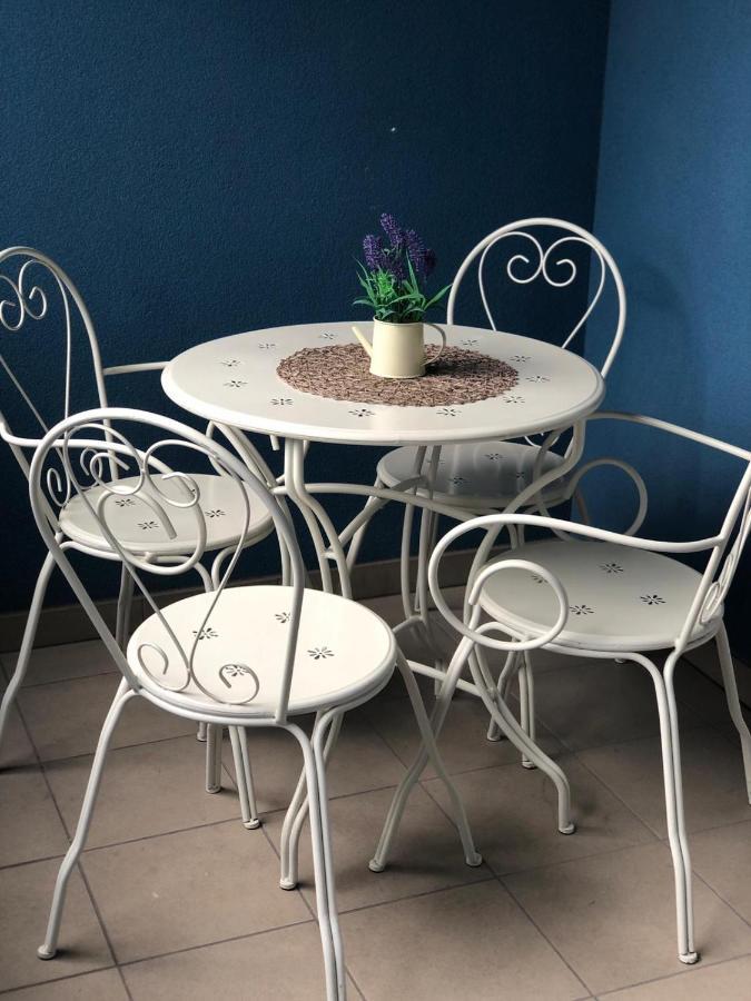 Sandra, With 2 Bathroom, Wi-fi, Private Parking