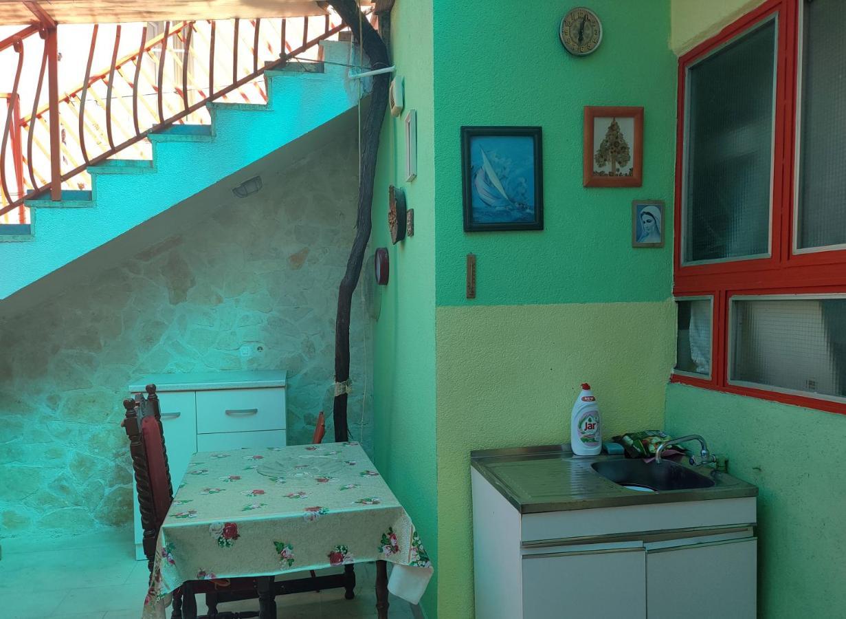 Ana Leko Appartement *