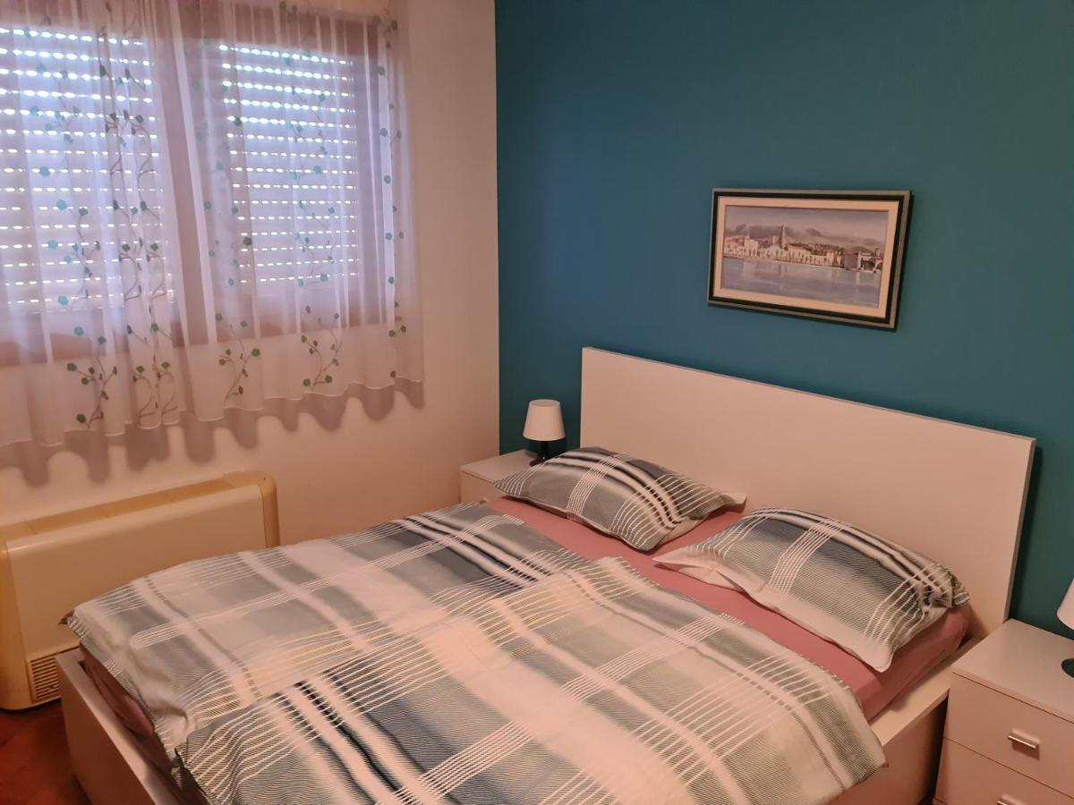 Seagull Apartment Split