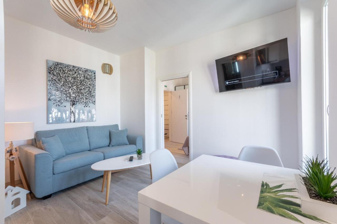 Gasthuis & Poesia Split