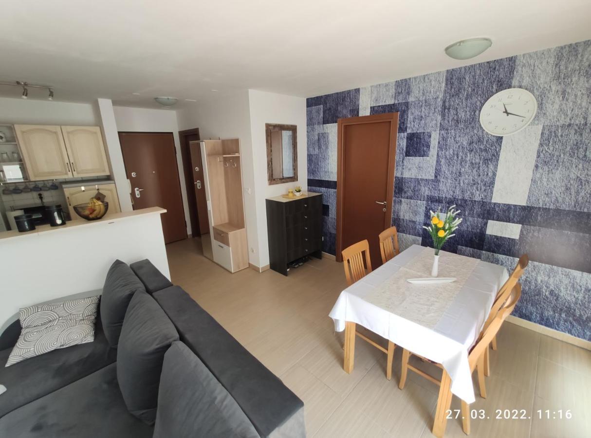 Apartman Antonela With Free Garage Parking Apartamento *