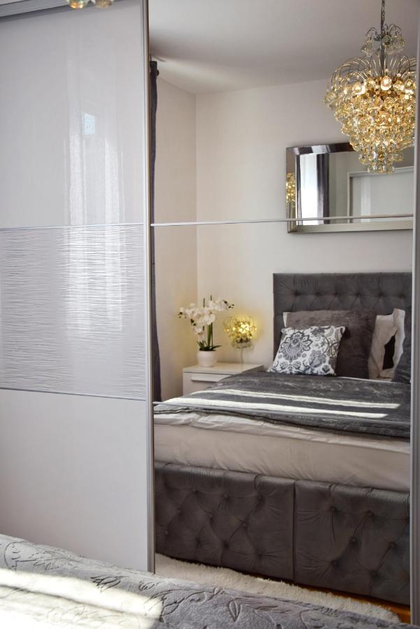 Apartment Luxurious Majda, 2 Bathrooms And Free Parking Split