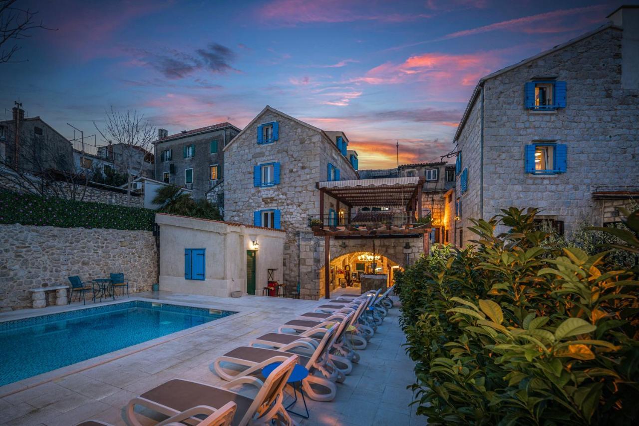 Agava Hotel
