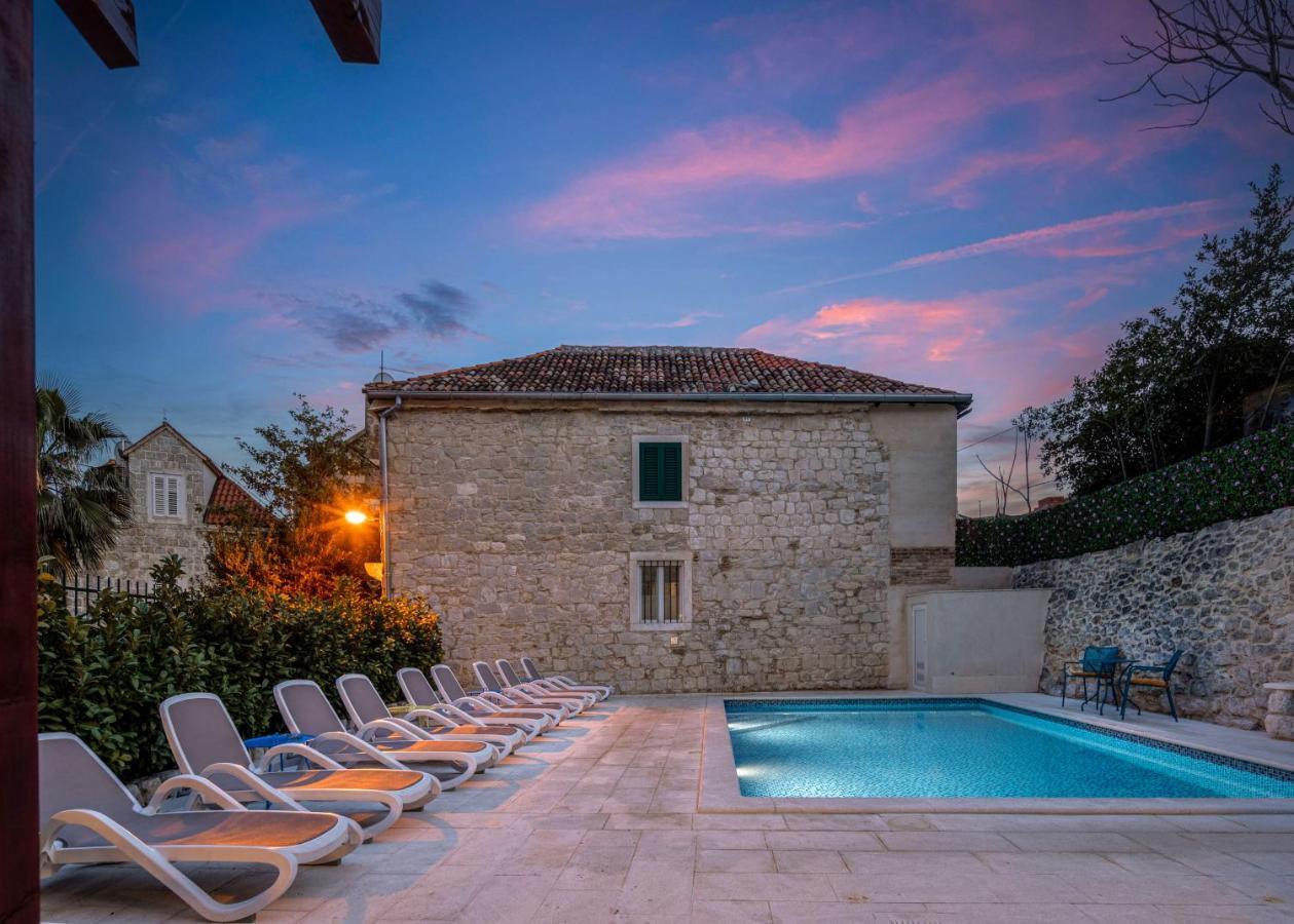 Agava Hotel